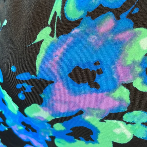 NWT hard to find plus size 34 skirted swimsuit fully lined built in support - Picture 3 of 10